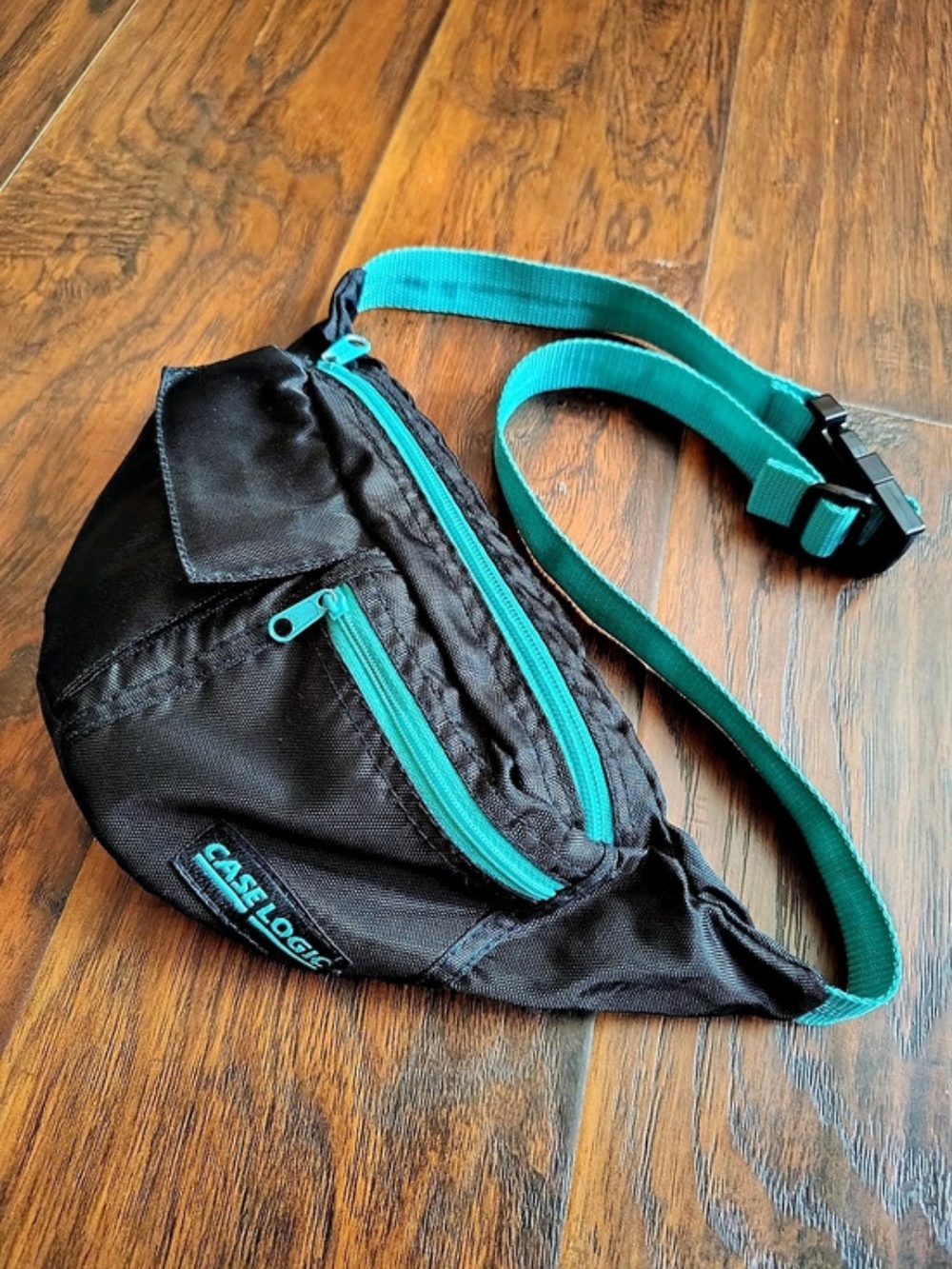 Case Logic Crossbody Waist Bag in Black & Blue